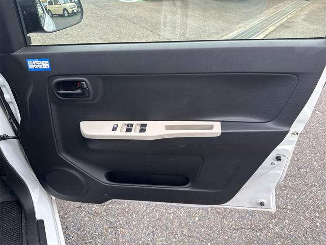 アルト L クリアランスソナー レーンアシスト 衝突被害軽減システム アイドリングストップ シートヒーター CVT ESC CD ミュージックプレイヤー接続可 エアコン パワーウィンドウ(13枚目)