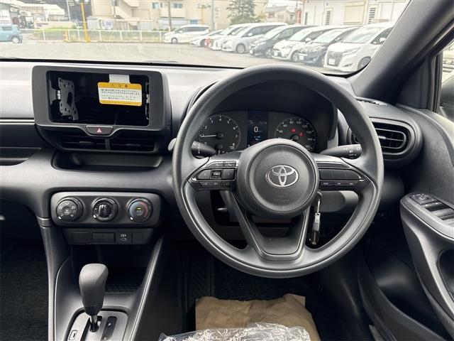 TOYOTA YARIS X