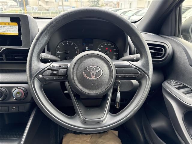 TOYOTA YARIS X