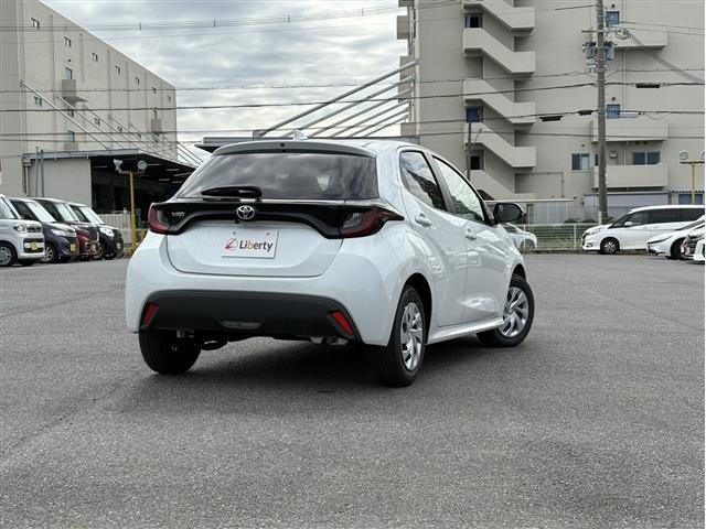 TOYOTA YARIS X