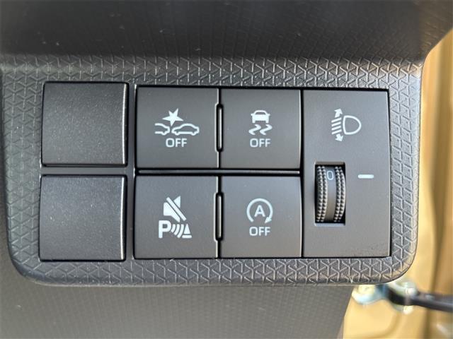 タント Ｘ　届出済未使用車　禁煙車　衝突軽減Ｂ　ＬＥＤヘッドライト　スマートキー　プッシュスタート　アイドリングストップ　左パワースライドドア　ステアリングスイッチ　前席シートヒーター　電子パーキング（10枚目）