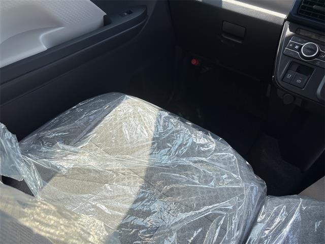 タント Ｘ　届出済未使用車　禁煙車　衝突軽減Ｂ　ＬＥＤヘッドライト　スマートキー　プッシュスタート　アイドリングストップ　左パワースライドドア　ステアリングスイッチ　前席シートヒーター　電子パーキング（25枚目）