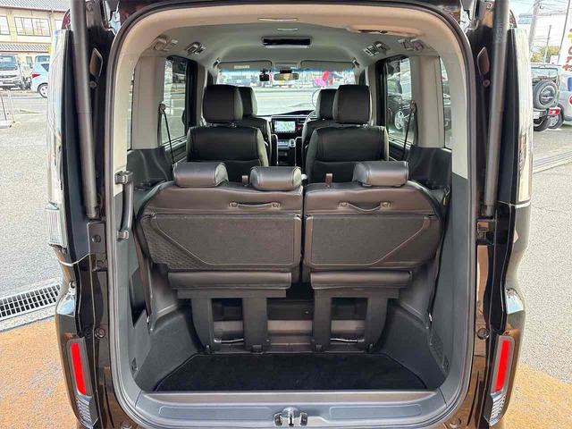 ステップワゴンスパーダ e:HEVスパーダ G ホンダセンシング バックカメラ ナビ TV オートクルーズコントロール レーンアシスト 衝突被害軽減システム 両側スライドドア オートライト LEDヘッドランプ スマートキー 電動格納ミラー(21枚目)