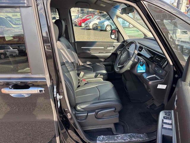 ステップワゴンスパーダ e:HEVスパーダ G ホンダセンシング バックカメラ ナビ TV オートクルーズコントロール レーンアシスト 衝突被害軽減システム 両側スライドドア オートライト LEDヘッドランプ スマートキー 電動格納ミラー(24枚目)