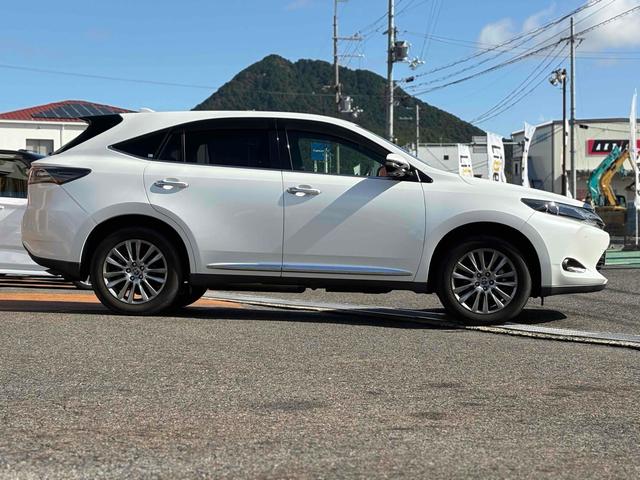 ハリアー プレミアム アドバンスドパッケージ 全周囲カメラ クリアランスソナー オートクルーズコントロール レーンアシスト パワーシート 衝突被害軽減システム ナビ オートマチックハイビーム オートライト 電動リアゲート アルミホイール(19枚目)