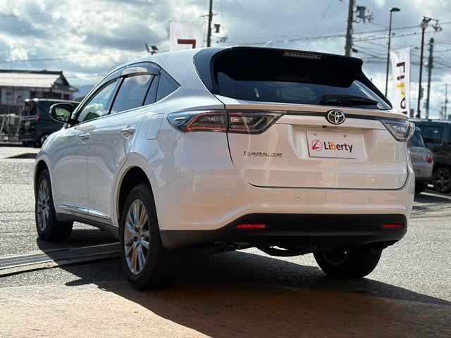 ハリアー プレミアム アドバンスドパッケージ 全周囲カメラ クリアランスソナー オートクルーズコントロール レーンアシスト パワーシート 衝突被害軽減システム ナビ オートマチックハイビーム オートライト 電動リアゲート アルミホイール(22枚目)