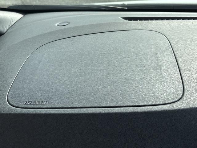 ノート ニスモ S ETC アルミホイール LEDヘッドランプ スマートキー 電動格納ミラー MT 盗難防止システム 衝突安全ボディ ABS ESC ミュージックプレイヤー接続可 エアコン パワーステアリング(37枚目)