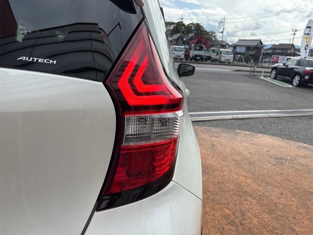ノート ニスモ S ETC アルミホイール LEDヘッドランプ スマートキー 電動格納ミラー MT 盗難防止システム 衝突安全ボディ ABS ESC ミュージックプレイヤー接続可 エアコン パワーステアリング(50枚目)