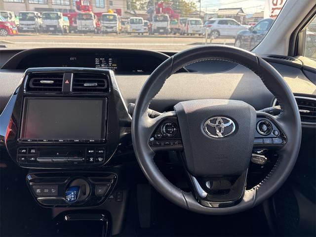 プリウス Aプレミアム ツーリングセレクション クリアランスソナー レーンアシスト オートクルーズコントロール パークアシスト 衝突被害軽減システム バックカメラ アルミホイール オートマチックハイビーム LEDヘッドランプ(6枚目)