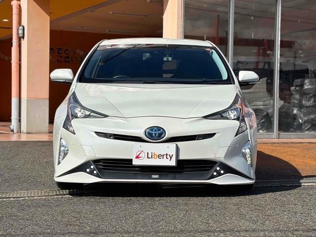 プリウス Aプレミアム ツーリングセレクション クリアランスソナー レーンアシスト オートクルーズコントロール パークアシスト 衝突被害軽減システム バックカメラ アルミホイール オートマチックハイビーム LEDヘッドランプ(16枚目)