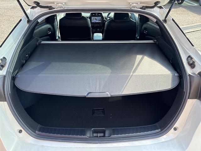 プリウス Aプレミアム ツーリングセレクション クリアランスソナー レーンアシスト オートクルーズコントロール パークアシスト 衝突被害軽減システム バックカメラ アルミホイール オートマチックハイビーム LEDヘッドランプ(27枚目)