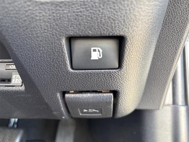 プリウス Aプレミアム ツーリングセレクション クリアランスソナー レーンアシスト オートクルーズコントロール パークアシスト 衝突被害軽減システム バックカメラ アルミホイール オートマチックハイビーム LEDヘッドランプ(35枚目)