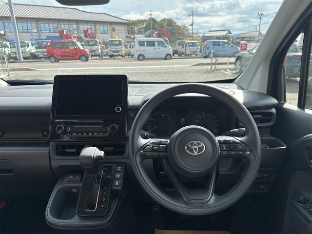 シエンタ ハイブリッドＧ　ＥＴＣ　全周囲カメラ　クリアランスソナー　オートクルーズコントロール　衝突被害軽減システム　両側電動スライドドア　オートマチックハイビーム　オートライト　ＬＥＤヘッドランプ　スマートキー（5枚目）