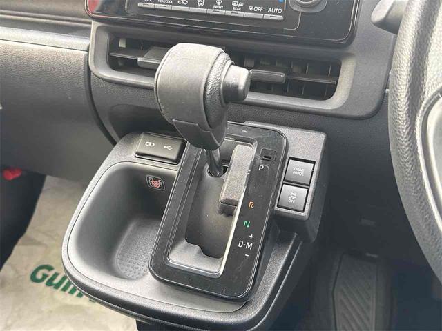 シエンタ Ｇ　ＥＴＣ　バックカメラ　オートクルーズコントロール　レーンアシスト　衝突被害軽減システム　両側電動スライドドア　オートマチックハイビーム　オートライト　ＬＥＤヘッドランプ　スマートキー　電動格納ミラー（10枚目）