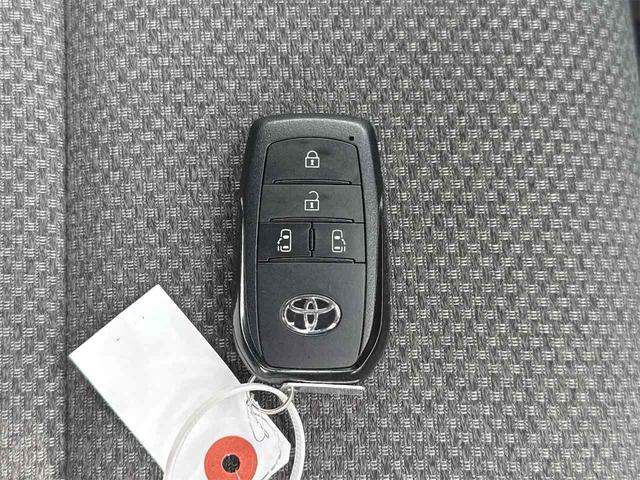 シエンタ Ｇ　ＥＴＣ　バックカメラ　オートクルーズコントロール　レーンアシスト　衝突被害軽減システム　両側電動スライドドア　オートマチックハイビーム　オートライト　ＬＥＤヘッドランプ　スマートキー　電動格納ミラー（28枚目）