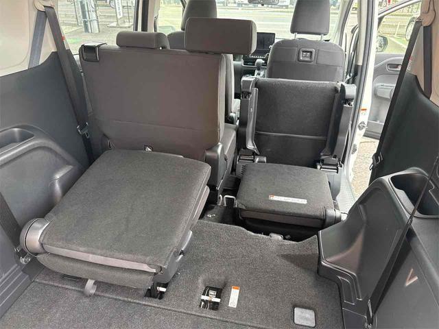 シエンタ Ｇ　ＥＴＣ　バックカメラ　オートクルーズコントロール　レーンアシスト　衝突被害軽減システム　両側電動スライドドア　オートマチックハイビーム　オートライト　ＬＥＤヘッドランプ　スマートキー　電動格納ミラー（32枚目）