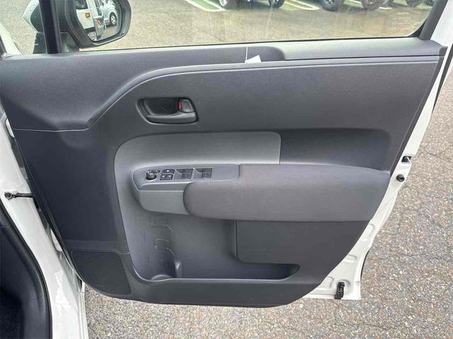 シエンタ Ｇ　ＥＴＣ　バックカメラ　オートクルーズコントロール　レーンアシスト　衝突被害軽減システム　両側電動スライドドア　オートマチックハイビーム　オートライト　ＬＥＤヘッドランプ　スマートキー　電動格納ミラー（40枚目）