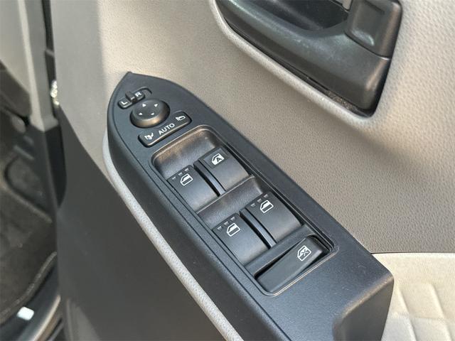 タント X バックカメラ 両側電動スライドドア クリアランスソナー パークアシスト 衝突被害軽減システム オートライト スマートキー アイドリングストップ 電動格納ミラー シートヒーター ベンチシート CVT(14枚目)