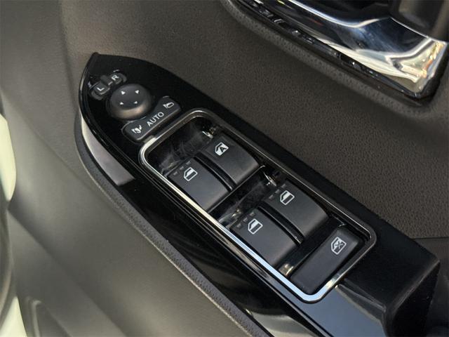 タント カスタムRSスタイルセレクション ETC バックカメラ 両側電動スライドドア ナビ TV クリアランスソナー オートクルーズコントロール 衝突被害軽減システム オートライト スマートキー アイドリングストップ(28枚目)