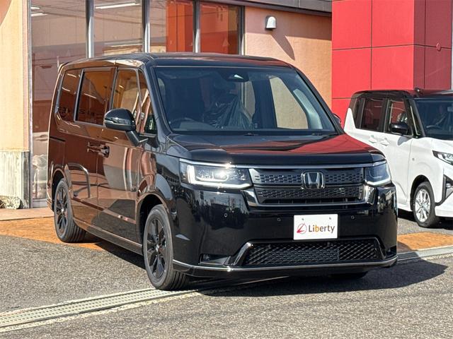 ステップワゴン スパーダ　バックカメラ　クリアランスソナー　オートクルーズコントロール　レーンアシスト　衝突被害軽減システム　両側電動スライドドア　オートライト　ＬＥＤヘッドランプ　電動リアゲート　スマートキー　電動格納ミラー（18枚目）