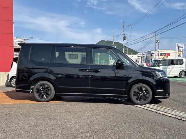 ステップワゴン スパーダ　バックカメラ　クリアランスソナー　オートクルーズコントロール　レーンアシスト　衝突被害軽減システム　両側電動スライドドア　オートライト　ＬＥＤヘッドランプ　電動リアゲート　スマートキー　電動格納ミラー（19枚目）