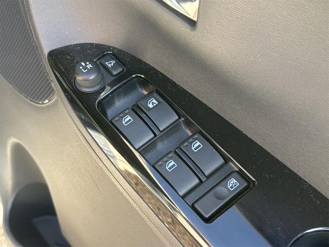 タント カスタムRS SA ETC 両側電動スライドドア 衝突被害軽減システム オートライト スマートキー アイドリングストップ 電動格納ミラー ベンチシート CVT ESC アルミホイール エアコン パワーウィンドウ(14枚目)