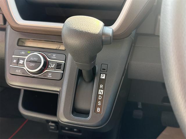 ムーヴ X バックカメラ 両側スライド・片側電動 クリアランスソナー 衝突被害軽減システム オートライト スマートキー アイドリングストップ 電動格納ミラー シートヒーター ベンチシート CVT ESC エアコン(11枚目)