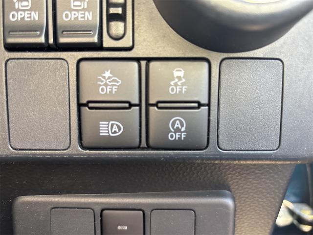 トヨタ ルーミー 8枚目