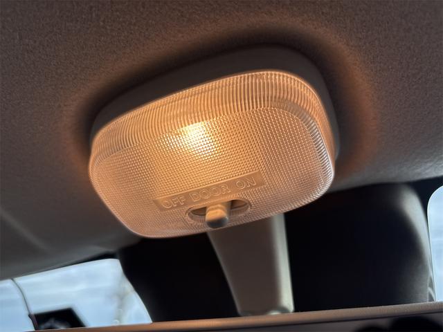 アルト L バックカメラ クリアランスソナー レーンアシスト 衝突被害軽減システム キーレスエントリー アイドリングストップ シートヒーター CVT ESC CD USB Bluetooth(42枚目)