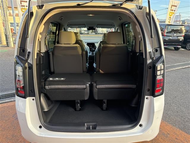 フリード エアー EX クロスター バックカメラ クリアランスソナー レーンアシスト 両側電動スライドドア オートライト スマートキー 電動格納ミラー 3列シート CVT USB ESC(21枚目)