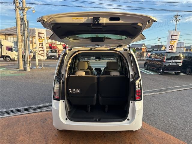 フリード エアー EX クロスター バックカメラ クリアランスソナー レーンアシスト 両側電動スライドドア オートライト スマートキー 電動格納ミラー 3列シート CVT USB ESC(34枚目)