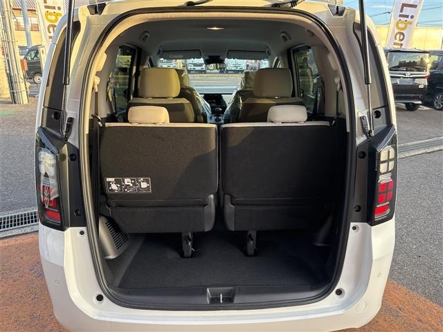 フリード エアー EX クロスター バックカメラ クリアランスソナー レーンアシスト 両側電動スライドドア オートライト スマートキー 電動格納ミラー 3列シート CVT USB ESC(36枚目)