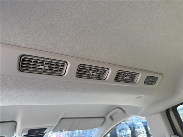 フリード クロスター バックカメラ クリアランスソナー オートクルーズコントロール レーンアシスト 衝突被害軽減システム 両側電動スライドドア オートライト LEDヘッドランプ ヘッドライトウォッシャー スマートキー(28枚目)