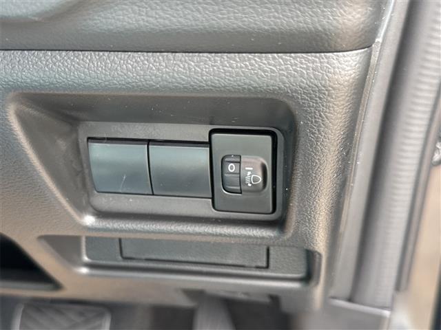 スペーシア ハイブリッドG 両側スライドドア クリアランスソナー レーンアシスト 衝突被害軽減システム LEDヘッドランプ スマートキー アイドリングストップ 電動格納ミラー ベンチシート CVT 盗難防止システム ABS(11枚目)