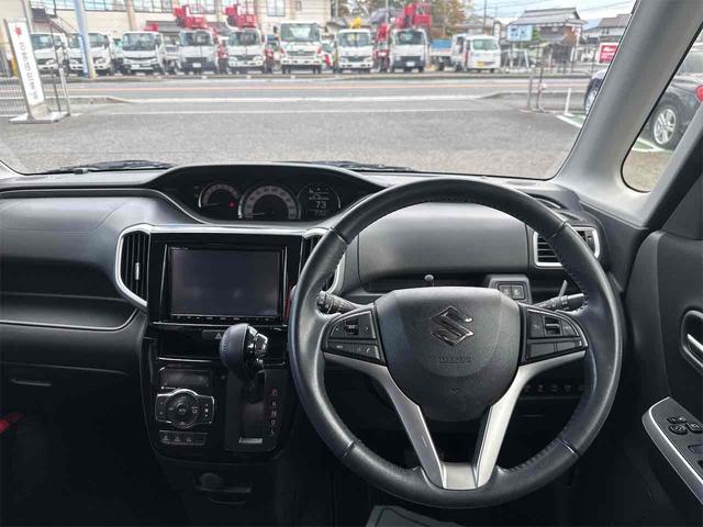 ソリオバンディット ハイブリッドMV ETC バックカメラ ナビ TV オートクルーズコントロール レーンアシスト 衝突被害軽減システム 両側電動スライドドア オートライト LEDヘッドランプ スマートキー アイドリングストップ(5枚目)