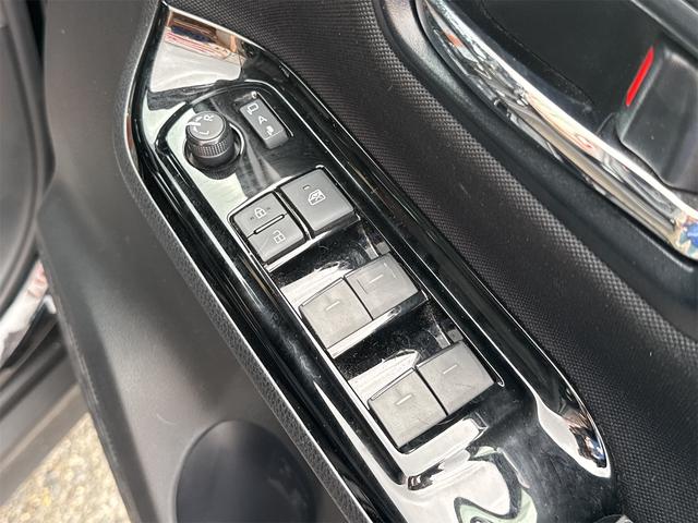 トヨタ ヴォクシー 12枚目