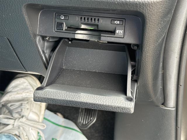 トヨタ ヴォクシー 26枚目