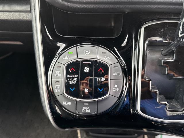 トヨタ ヴォクシー 30枚目