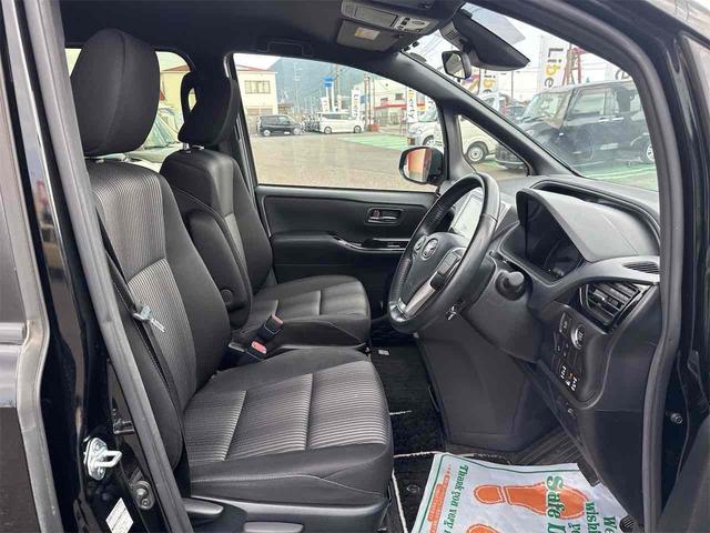 トヨタ ヴォクシー 33枚目