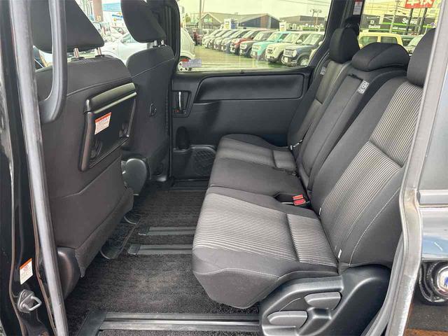 トヨタ ヴォクシー 35枚目