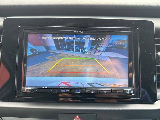 フィット ホーム　ＥＴＣ　バックカメラ　ナビ　クリアランスソナー　オートクルーズコントロール　レーンアシスト　衝突被害軽減システム　オートライト　ＬＥＤヘッドランプ　スマートキー　電動格納ミラー（10枚目）