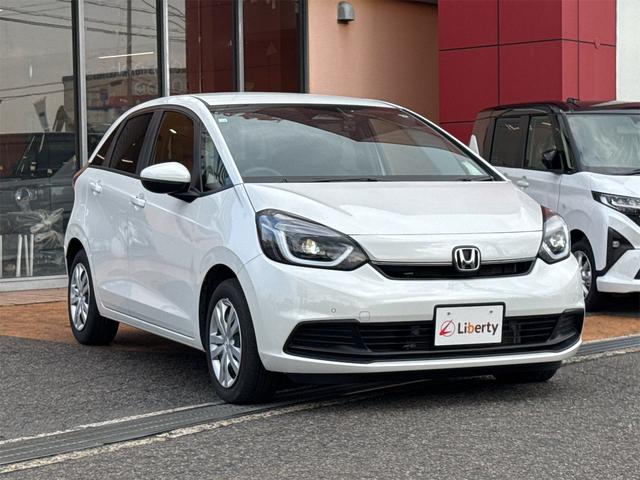 フィット ホーム　ＥＴＣ　バックカメラ　ナビ　クリアランスソナー　オートクルーズコントロール　レーンアシスト　衝突被害軽減システム　オートライト　ＬＥＤヘッドランプ　スマートキー　電動格納ミラー（17枚目）