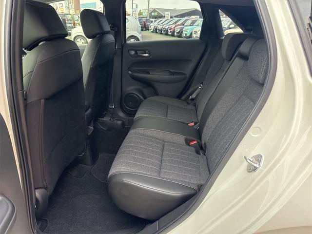 フィット ホーム　ＥＴＣ　バックカメラ　ナビ　クリアランスソナー　オートクルーズコントロール　レーンアシスト　衝突被害軽減システム　オートライト　ＬＥＤヘッドランプ　スマートキー　電動格納ミラー（35枚目）