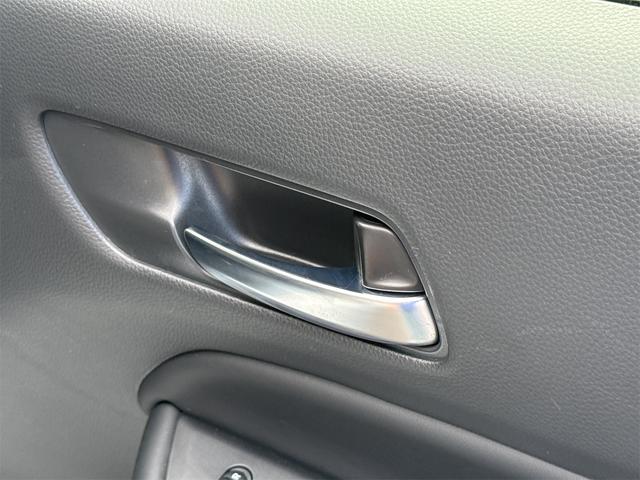 フィット ホーム　ＥＴＣ　バックカメラ　ナビ　クリアランスソナー　オートクルーズコントロール　レーンアシスト　衝突被害軽減システム　オートライト　ＬＥＤヘッドランプ　スマートキー　電動格納ミラー（37枚目）