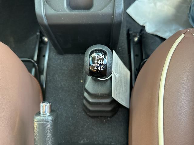 ジムニー ＸＣ　４ＷＤ　ＥＴＣ　バックカメラ　ナビ　ＴＶ　オートクルーズコントロール　レーンアシスト　衝突被害軽減システム　オートライト　ヘッドライトウォッシャー　スマートキー（12枚目）