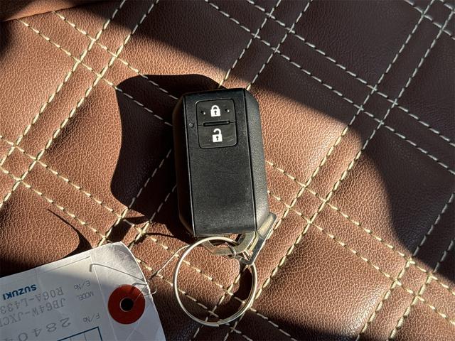 ジムニー ＸＣ　４ＷＤ　ＥＴＣ　バックカメラ　ナビ　ＴＶ　オートクルーズコントロール　レーンアシスト　衝突被害軽減システム　オートライト　ヘッドライトウォッシャー　スマートキー（33枚目）