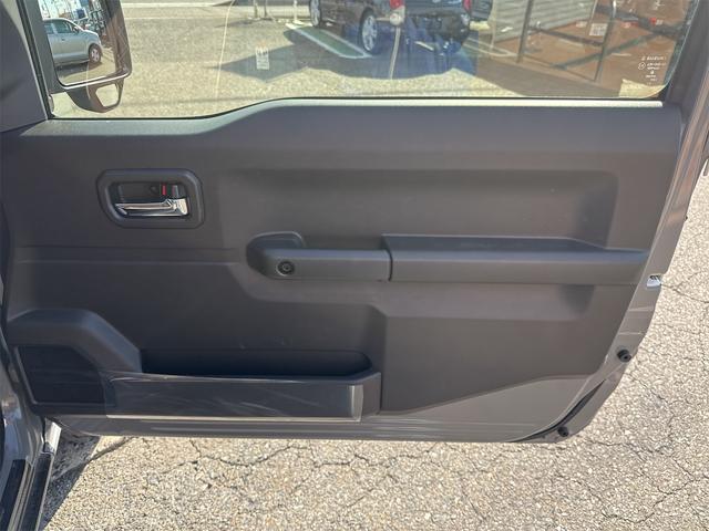 ジムニー ＸＣ　４ＷＤ　ＥＴＣ　バックカメラ　ナビ　ＴＶ　オートクルーズコントロール　レーンアシスト　衝突被害軽減システム　オートライト　ヘッドライトウォッシャー　スマートキー（38枚目）