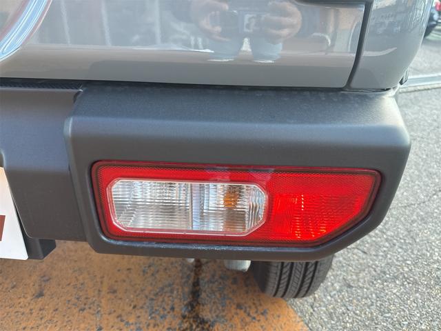 ジムニー ＸＣ　４ＷＤ　ＥＴＣ　バックカメラ　ナビ　ＴＶ　オートクルーズコントロール　レーンアシスト　衝突被害軽減システム　オートライト　ヘッドライトウォッシャー　スマートキー（59枚目）