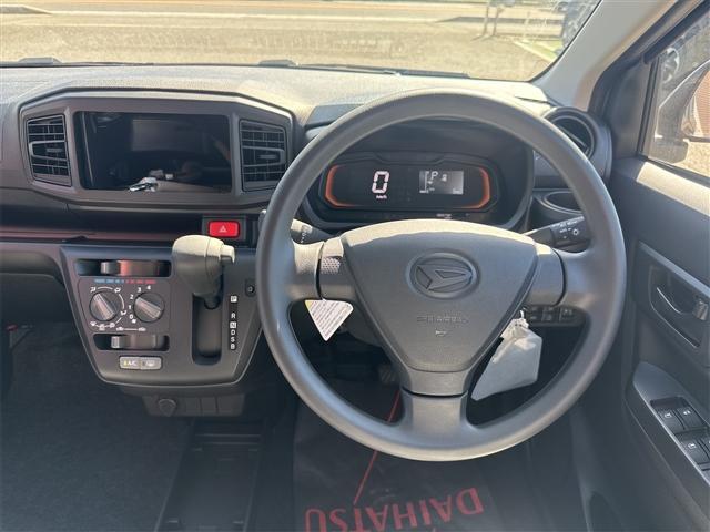 ミライース Ｌ　ＳＡＩＩＩ　クリアランスソナー　衝突被害軽減システム　オートマチックハイビーム　キーレスエントリー　アイドリングストップ　ＣＶＴ　盗難防止システム　ＡＢＳ　ＥＳＣ　衝突安全ボディ　エアコン　パワーステアリング（5枚目）