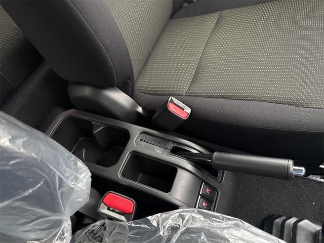 ジムニー ＸＣ　４ＷＤ　クリアランスソナー　オートクルーズコントロール　レーンアシスト　衝突被害軽減システム　オートライト　ＬＥＤヘッドランプ　ヘッドライトウォッシャー　アルミホイール　スマートキー（40枚目）